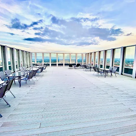 Апартаменты Luksusowy Z Widokiem, Basenem I Sauna Hanza Tower