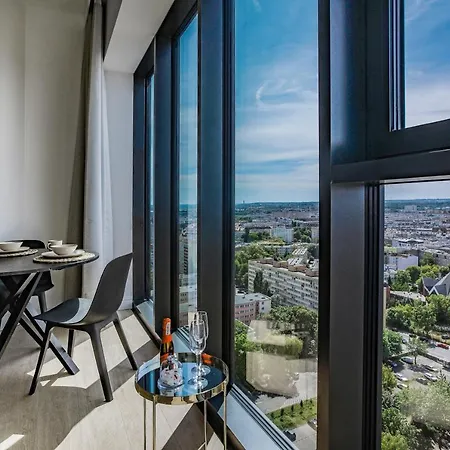 Hanza Tower