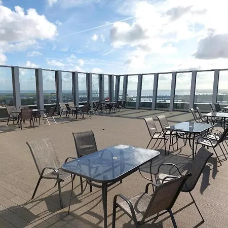 Luksusowy Z Widokiem, Basenem I Sauna Hanza Tower * 什切青