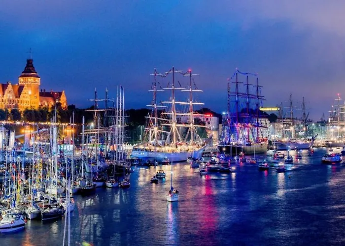 Luksusowy Z Widokiem, Basenem I Sauna Hanza Tower Apartamento