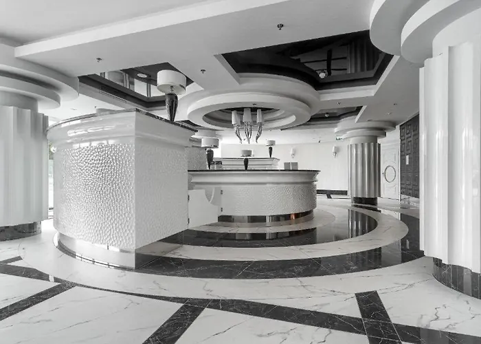 Luksusowy Z Widokiem, Basenem I Sauna Hanza Tower شتشيتسين