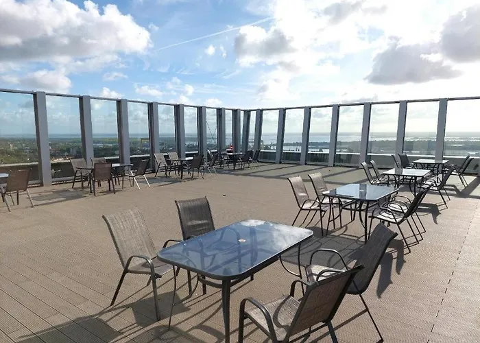 Luksusowy Z Widokiem, Basenem I Sauna Hanza Tower * شتشيتسين