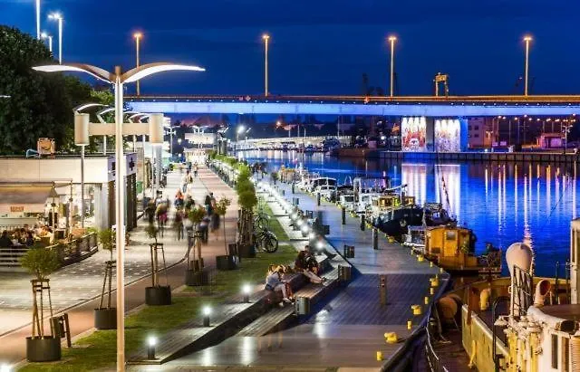 Luksusowy Z Widokiem, Basenem I Sauna Hanza Tower شقة *