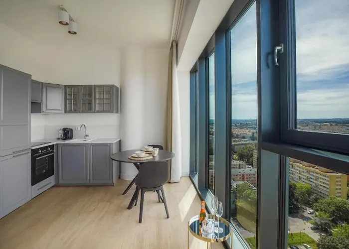 Luksusowy Z Widokiem, Basenem I Sauna Hanza Tower Apartamento *